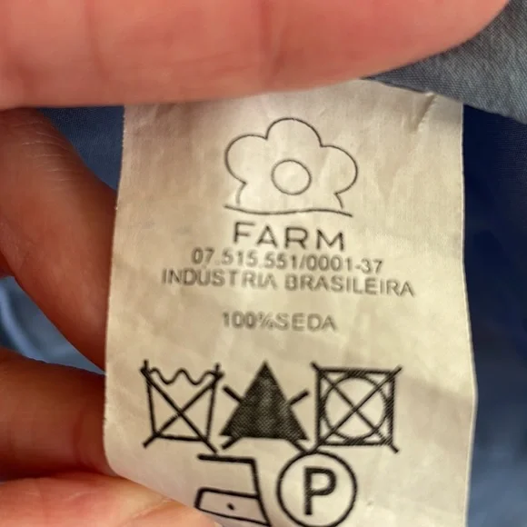 Farm long dress 100% silk - minor flaws (see pictures) - Picture 12 of 16